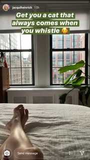 Jacqui Heinrich feet photo thumbnail