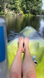 Jacqui Heinrich feet photo thumbnail