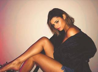 Jacquie Lee feet photo 12