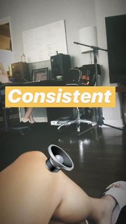 Jacquie Lee feet photo 3