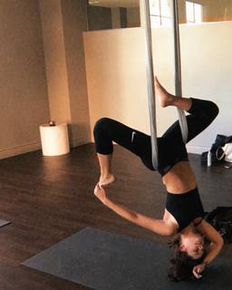 Jacquie Lee feet photo 9