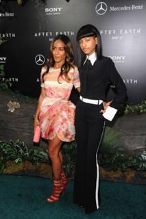 Jada Pinkett Smith feet photo thumbnail
