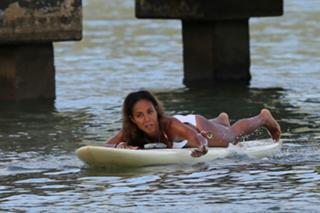 Jada Pinkett Smith feet photo thumbnail