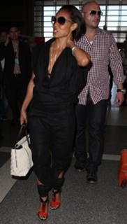 Jada Pinkett Smith feet photo thumbnail
