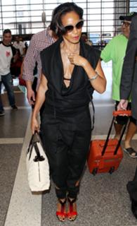 Jada Pinkett Smith feet photo thumbnail