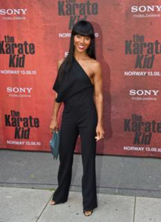 Jada Pinkett Smith feet photo thumbnail