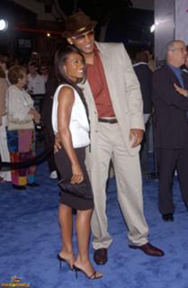 Jada Pinkett Smith feet photo thumbnail