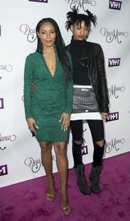 Jada Pinkett Smith feet photo thumbnail