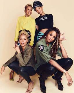 Jada Pinkett Smith feet photo thumbnail