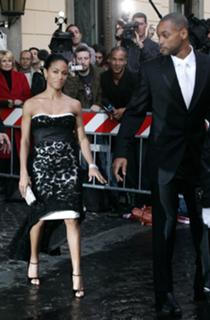 Jada Pinkett Smith feet photo thumbnail