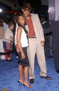 Jada Pinkett Smith feet photo thumbnail