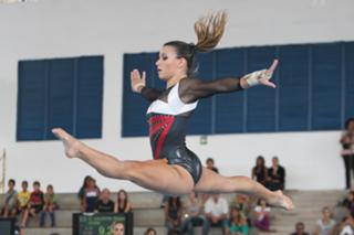 Jade Barbosa feet photo 6