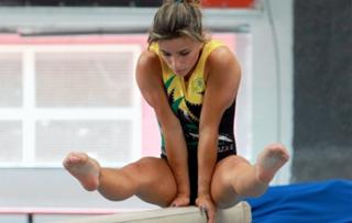 Jade Barbosa feet photo 12