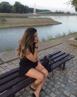 Jade Barbosa feet photo 11
