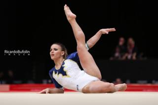 Jade Barbosa feet photo 10