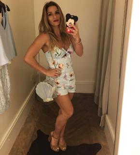 Jade Barbosa feet photo 4