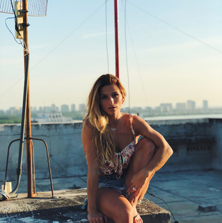 Jade Barbosa feet photo 6