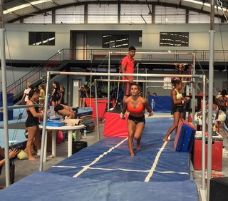 Jade Barbosa feet photo 15