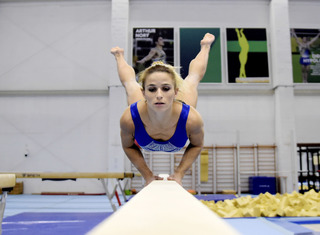 Jade Barbosa feet photo 8