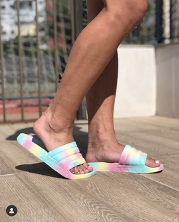 Jade Barbosa feet photo 14