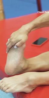 Jade Barbosa feet photo 9