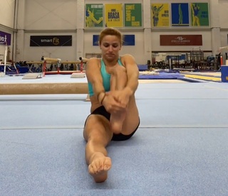 Jade Barbosa feet photo 18