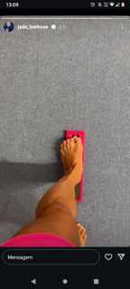 Jade Barbosa feet photo 19