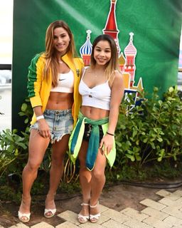 Jade Barbosa feet photo 7