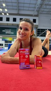 Jade Barbosa feet photo 5