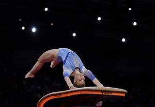 Jade Carey feet photo thumbnail