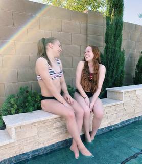 Jade Carey feet photo thumbnail