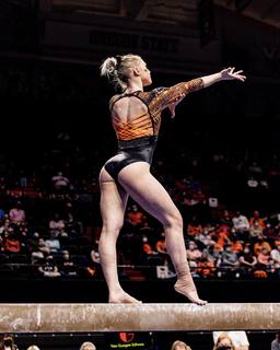 Jade Carey feet photo thumbnail