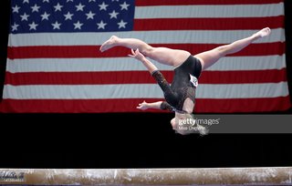 Jade Carey feet photo thumbnail