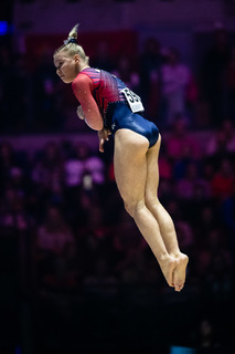 Jade Carey feet photo thumbnail