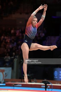 Jade Carey feet photo thumbnail