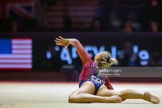 Jade Carey feet photo thumbnail