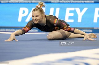 Jade Carey feet photo thumbnail