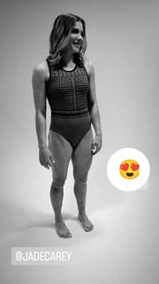 Jade Carey feet photo thumbnail