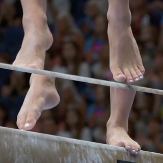 Jade Carey feet photo thumbnail