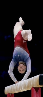 Jade Carey feet photo thumbnail