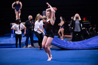 Jade Carey feet photo thumbnail