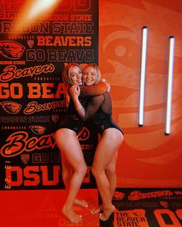 Jade Carey feet photo thumbnail