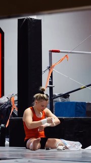 Jade Carey feet photo thumbnail