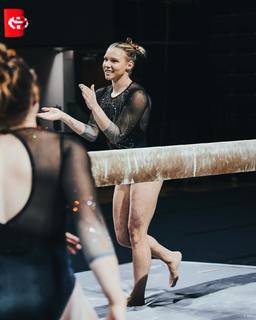 Jade Carey feet photo thumbnail