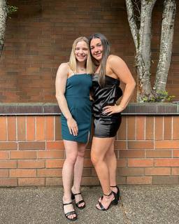 Jade Carey feet photo thumbnail