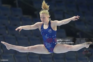 Jade Carey feet photo thumbnail