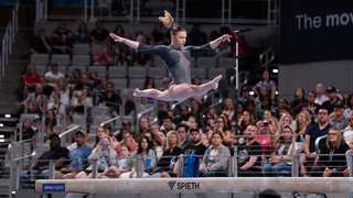 Jade Carey feet photo thumbnail