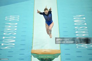 Jade Carey feet photo thumbnail