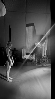 Jade Carey feet photo thumbnail