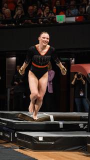 Jade Carey feet photo thumbnail